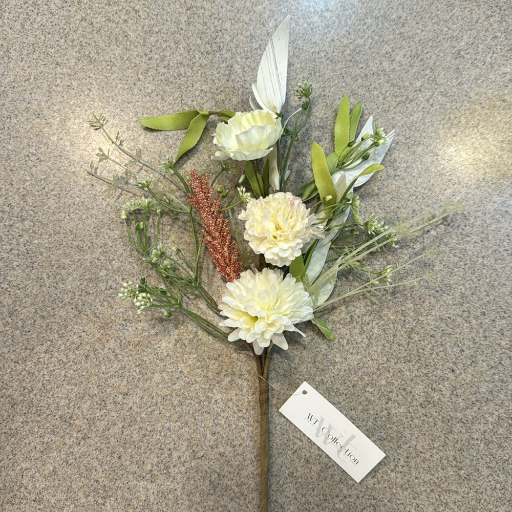 Carnation & Persian Buttercup Floral Pick